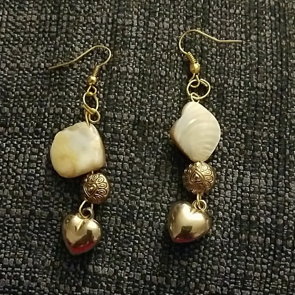 🦋Abalone & Heart Earrings